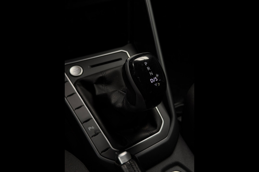 Volkswagen Taigo 1.0 TSI 2x R-Line CarPlay Panorama