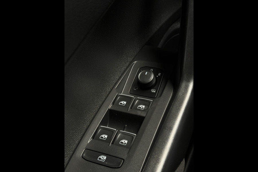 Volkswagen Taigo 1.0 TSI 2x R-Line CarPlay Panorama