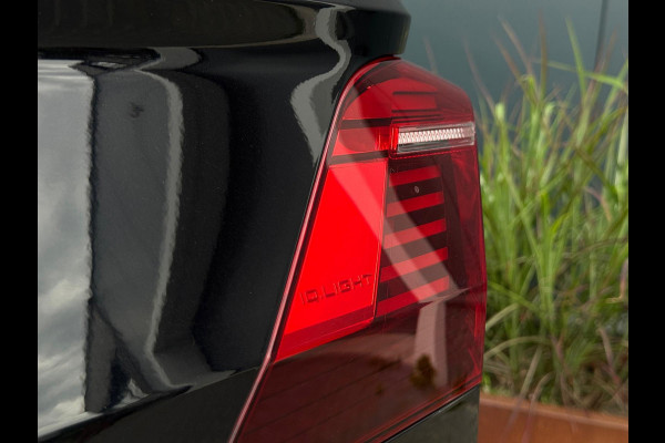 Volkswagen Tiguan 1.4 TSI eHybrid 3x R-Line FULL PANO | NAVI | CARPLAY | CAMERA | SPORTVELGEN | IQ LIGHT