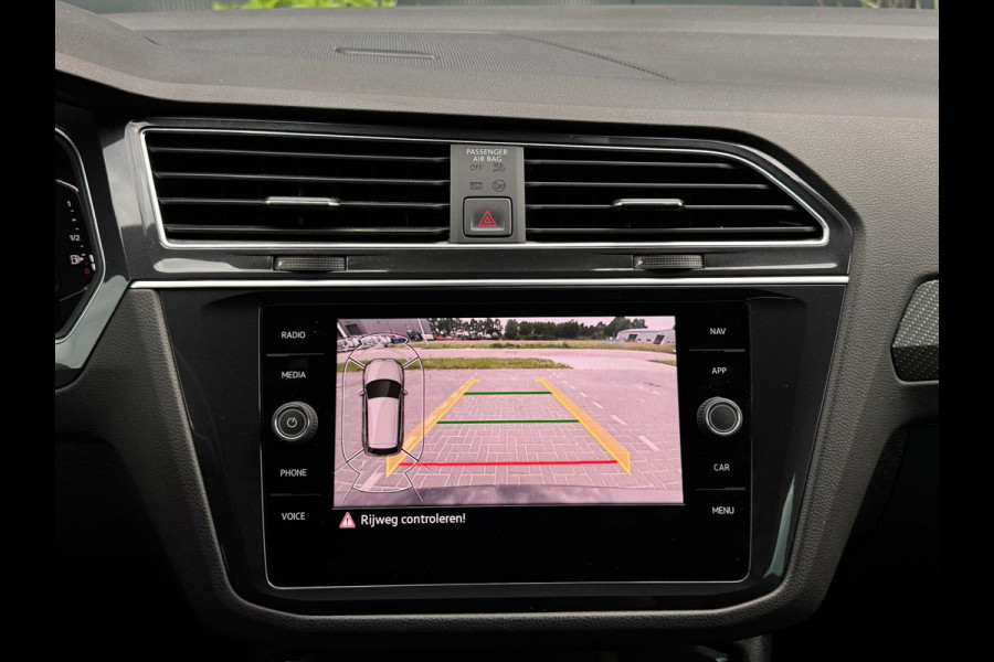 Volkswagen Tiguan 1.4 TSI eHybrid 3x R-Line FULL PANO | NAVI | CARPLAY | CAMERA | SPORTVELGEN | IQ LIGHT