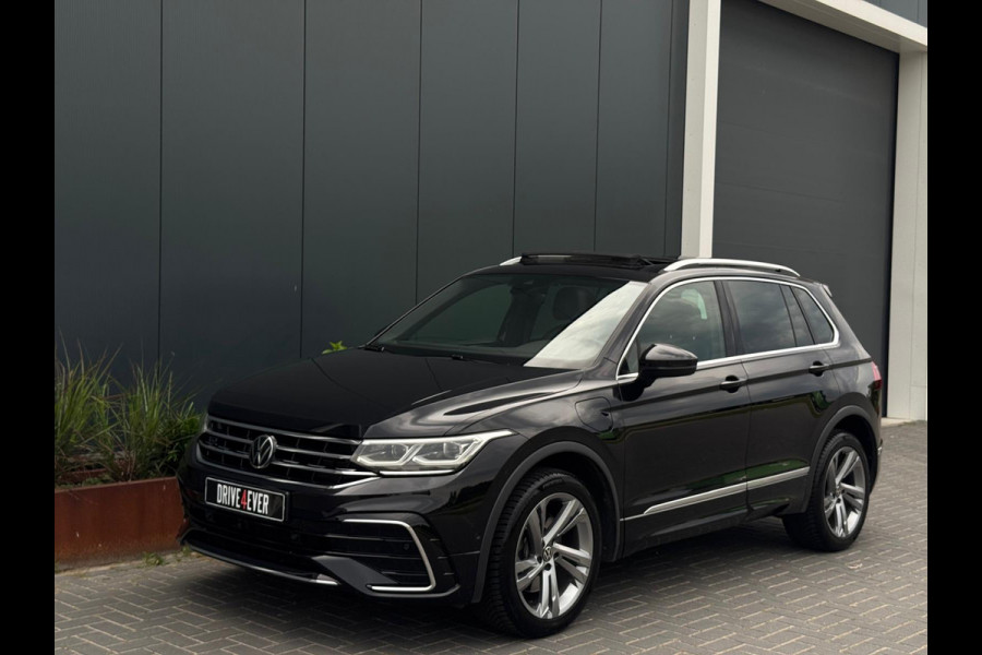 Volkswagen Tiguan 1.4 TSI eHybrid 3x R-Line FULL PANO | NAVI | CARPLAY | CAMERA | SPORTVELGEN | IQ LIGHT