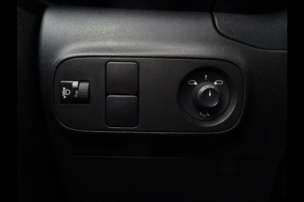 Citroën C3 1.2 PureTech C-Series * CARPLAY * CAMERA * DEALER ONDERH. !!