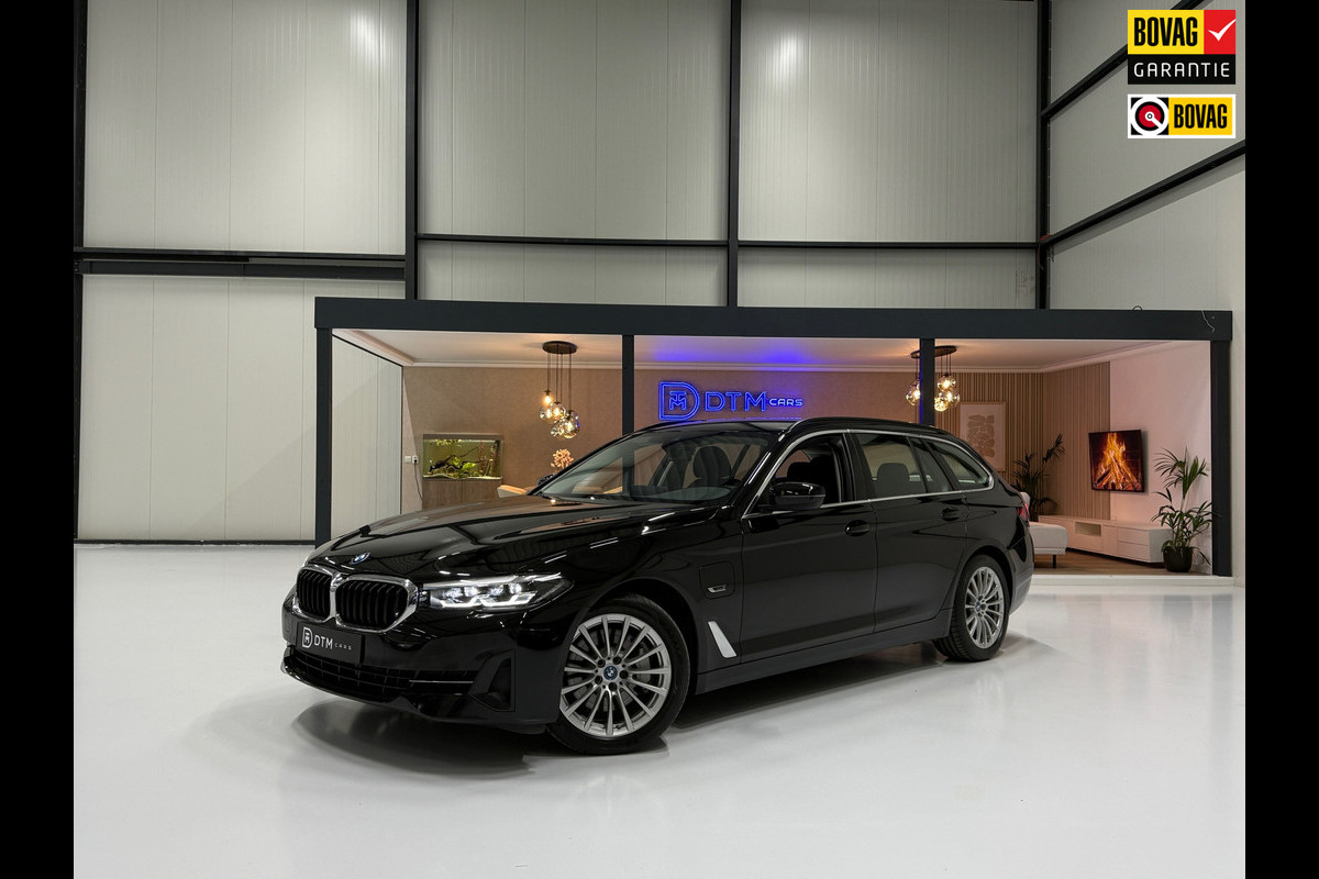 BMW 5 Serie Touring 520e | Plug-in Hybride virtual Cockpit | LED