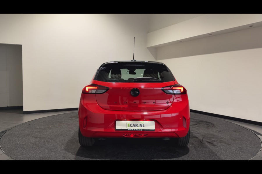 Opel Corsa Electric Yes 50 kWh | Carplay | Warmtepomp | 11 kW 3-fase | LMV 16'' | Bi-Color Dak | Soh (batterijcheck) Waarde 99,3 %