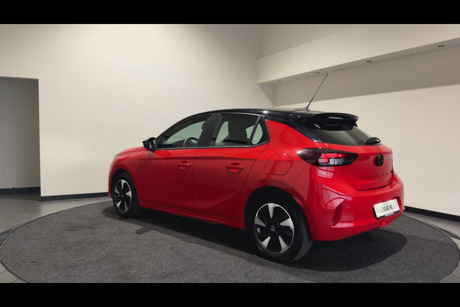Opel Corsa Electric Yes 50 kWh | Carplay | Warmtepomp | 11 kW 3-fase | LMV 16'' | Bi-Color Dak | Soh (batterijcheck) Waarde 99,3 %