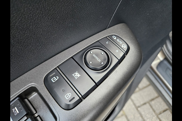 Kia Sportage 1.6 GDI Style Edition Trekhaak! Leer! Camera! NAP! Mooie/Nette Auto! Navigatie!