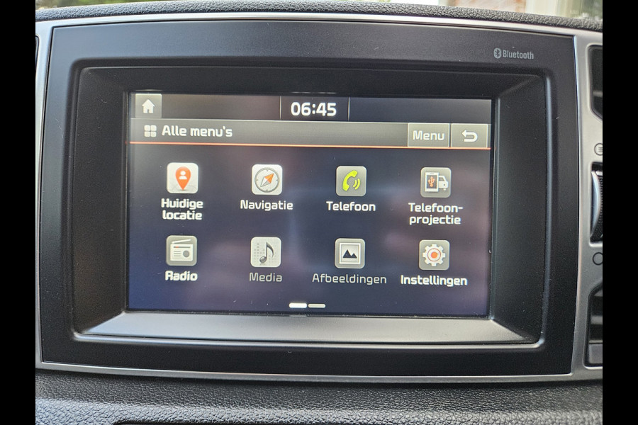 Kia Sportage 1.6 GDI Style Edition Trekhaak! Leer! Camera! NAP! Mooie/Nette Auto! Navigatie!