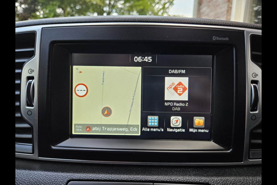 Kia Sportage 1.6 GDI Style Edition Trekhaak! Leer! Camera! NAP! Mooie/Nette Auto! Navigatie!