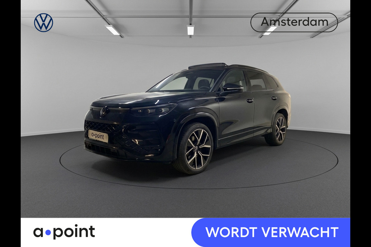 Volkswagen Tayron 1.5 eHybrid R-Line Edition 272 pk Automaat (DSG) | Verlengde garantie | Navigatie | Panoramadak | Trekhaak (wegklapbaar) | Parkeersensoren (Park assist) | Achteruitrijcamera | Black Style pakket | R-Line |