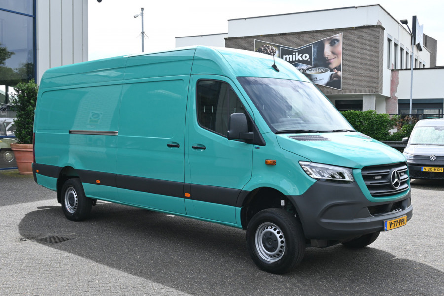 Mercedes-Benz Sprinter 319 CDI 4x4 L3H2 AWD LED, 10.25 MBUX met camera, 2800 kg Trekhaak, Etc.