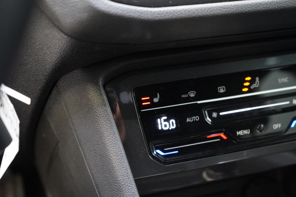 Volkswagen Tiguan 1.5 TSI 150pk R-Line | Carplay | Sfeerverlichting | Blind-Spot | Zwart optiek | Adaptive cruise