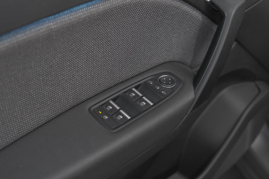 Renault Captur 1.6 E-Tech full hybrid 145 techno | Camera | Navigatie | Apple Carplay | Parkeersensoren