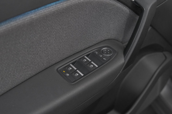Renault Captur 1.6 E-Tech full hybrid 145 techno | Camera | Navigatie | Apple Carplay | Parkeersensoren