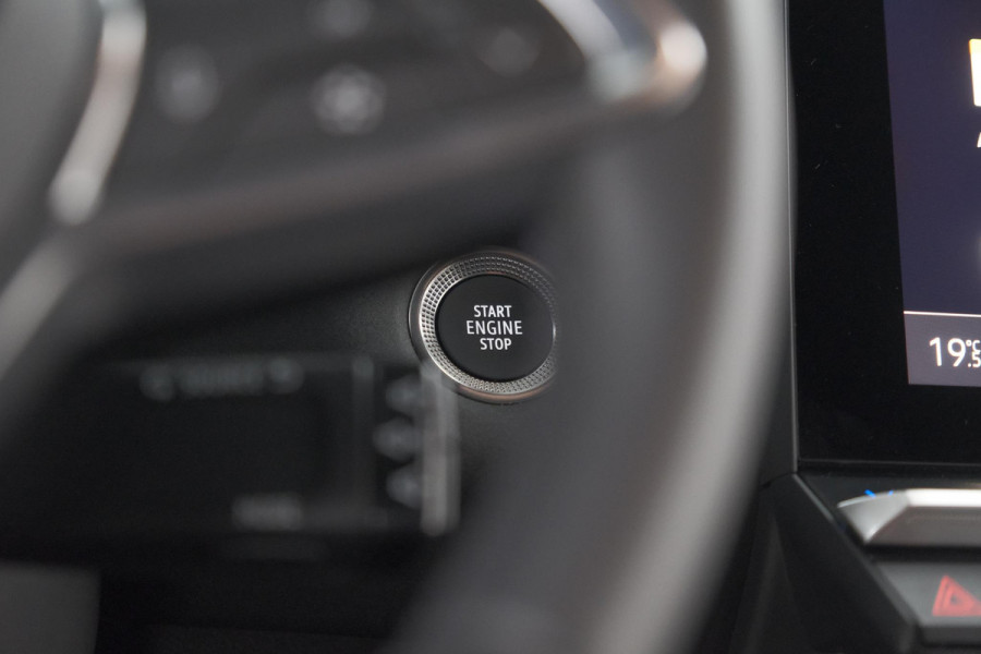 Renault Captur 1.6 E-Tech full hybrid 145 techno | Camera | Navigatie | Apple Carplay | Parkeersensoren