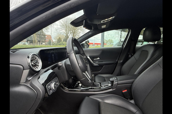 Mercedes-Benz A-Klasse 180d Advantage Edition | Sfeer Verlichting | Camera | Navi | Les-Auto
