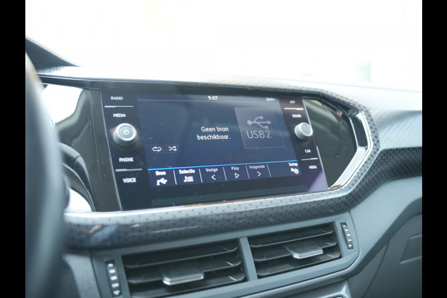 Volkswagen T-Cross 1.0 TSI Style Achteruitrijcamera | Cruise control adaptief | Stoelverwarming