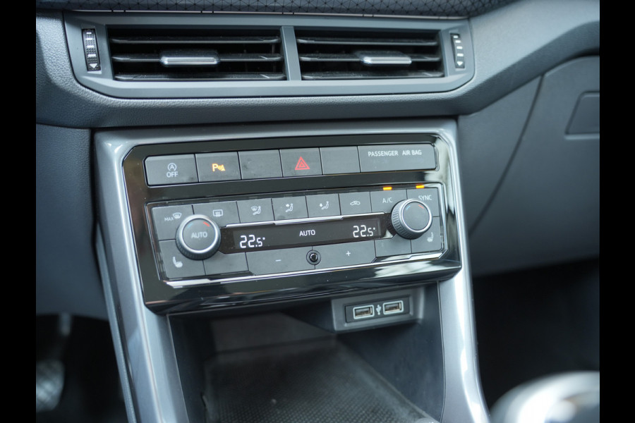 Volkswagen T-Cross 1.0 TSI Style Achteruitrijcamera | Cruise control adaptief | Stoelverwarming