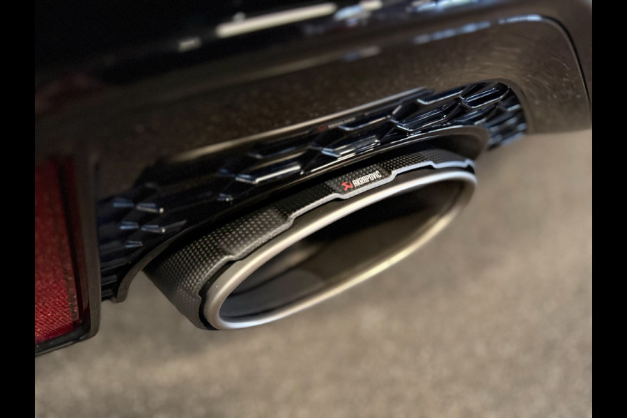 Audi RS6 4.0 TFSI Quattro 600 PK-DYNAMIC PLUS-KERAMISCH-AKRAPOVIC-PANORAMA-HEAD UP-ZEER COMPLEET-NPR. € 242.000,-