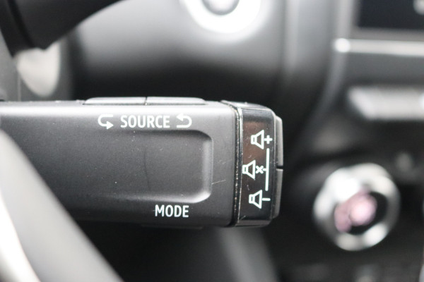 Renault Captur 1.3 TCe 140 Intens Trekhaak/Navigatie/Camera/Cruise-control