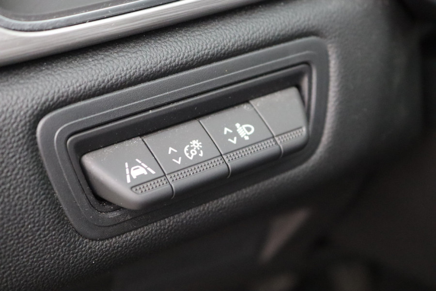 Renault Captur 1.3 TCe 140 Intens Trekhaak/Navigatie/Camera/Cruise-control