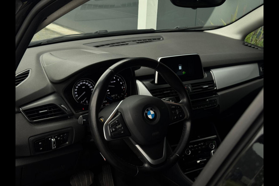 BMW 2 Serie Active Tourer 218i Corporate Lease Executive NAVI | PDC | LED | SPORTVELGEN | ELEK PAKKET