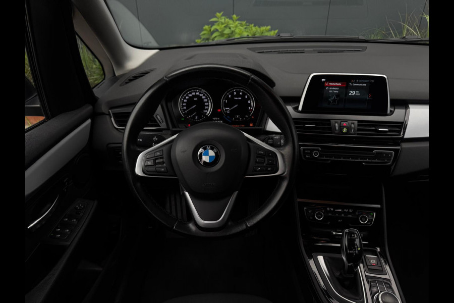 BMW 2 Serie Active Tourer 218i Corporate Lease Executive NAVI | PDC | LED | SPORTVELGEN | ELEK PAKKET