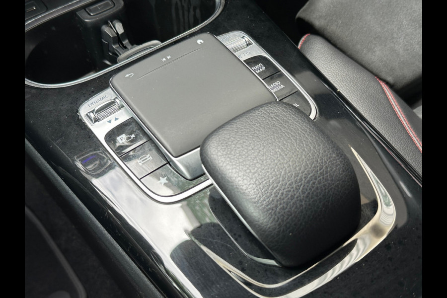 Mercedes-Benz A-Klasse Amg 180 Aut Navi Sfeerverlichting 19''