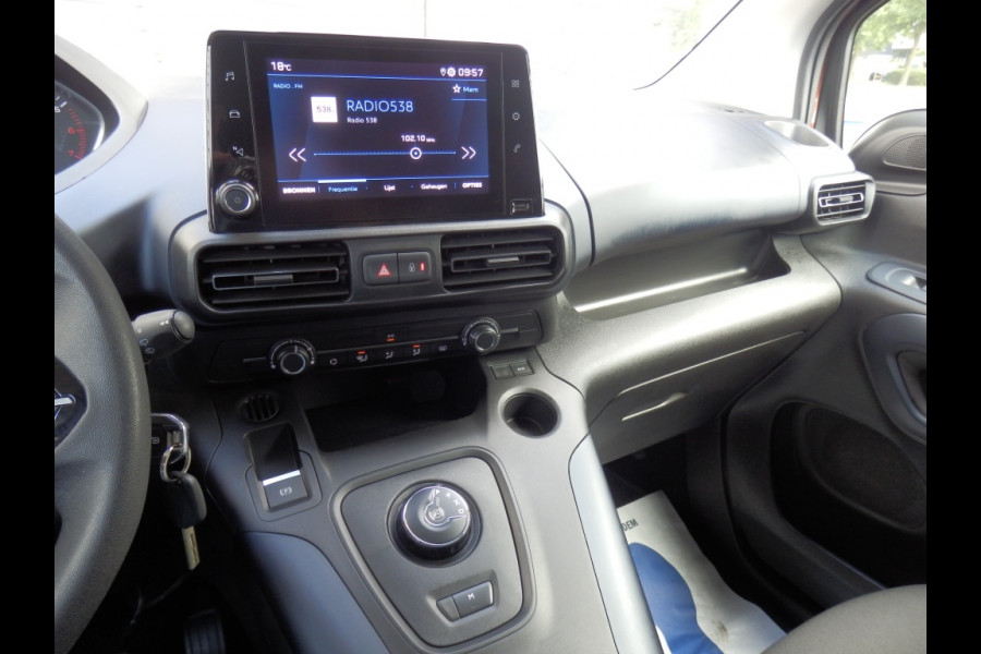 Peugeot Rifter 130PK Automaat | Dealer onderhouden | Trekhaak |