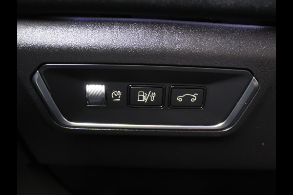 Lynk & Co 01 1.5 CLIMATE | CARPLAY | PANODAK | AFNTRHAAK | LED | DAB | 360CAMERA | NAVI | WIFI | ELEC-KLEP | LMV20 | STOELVERW