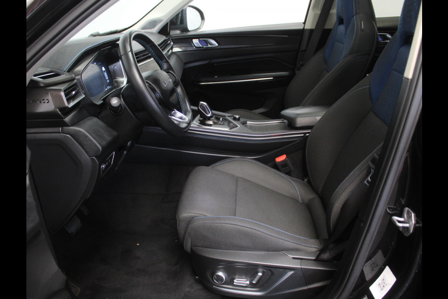Lynk & Co 01 1.5 CLIMATE | CARPLAY | PANODAK | AFNTRHAAK | LED | DAB | 360CAMERA | NAVI | WIFI | ELEC-KLEP | LMV20 | STOELVERW