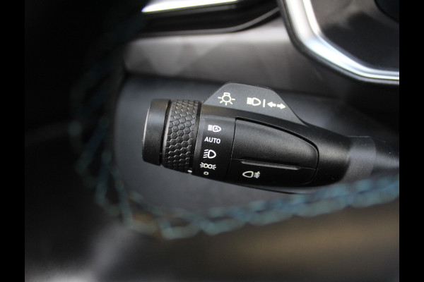 Lynk & Co 01 1.5 CLIMATE | CARPLAY | PANODAK | AFNTRHAAK | LED | DAB | 360CAMERA | NAVI | WIFI | ELEC-KLEP | LMV20 | STOELVERW