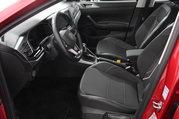 Volkswagen Taigo 1.5 TSI 150pk DSG Style Navigatie Apple Carplay/Android Auto Parkeersensoren Camera Virtual Cockpit Climate Control Lichtmetalen velgen