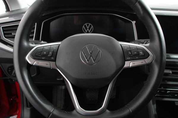Volkswagen Taigo 1.5 TSI 150pk DSG Style Navigatie Apple Carplay/Android Auto Parkeersensoren Camera Virtual Cockpit Climate Control Lichtmetalen velgen