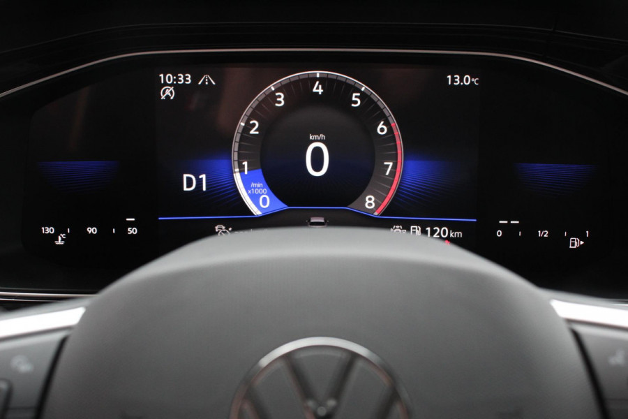Volkswagen Taigo 1.5 TSI 150pk DSG Style Navigatie Apple Carplay/Android Auto Parkeersensoren Camera Virtual Cockpit Climate Control Lichtmetalen velgen