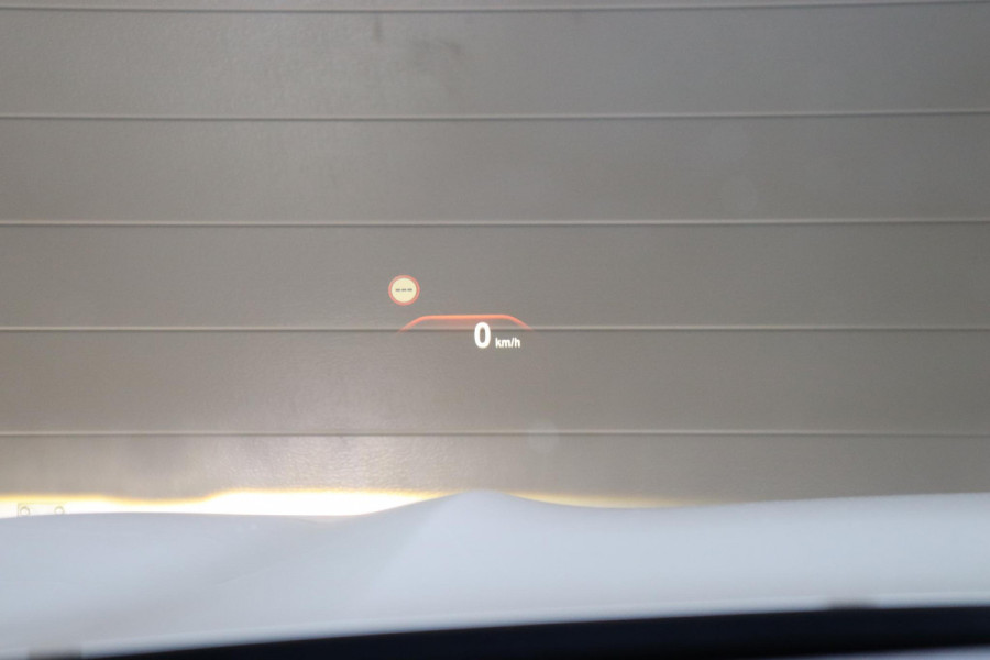 BMW X3 xDrive20i High Executive xLine Automaat / Navigatie Professional / Panoramadak / Trekhaak / Head-Up Display / Achteruitrijcamera / Stoelverwaming / HiFi / Cruise Control / Leder / LED /