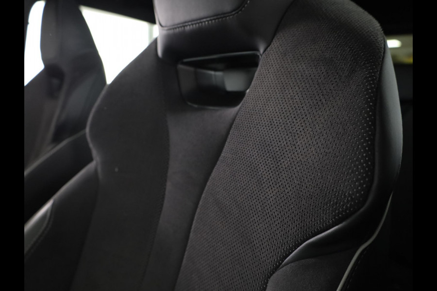 Škoda Elroq 85 Sportline 286pk | Navigatie | parkeeracamera | Matrix led | Adaptieve cruise controle | Stoelverwarming |
