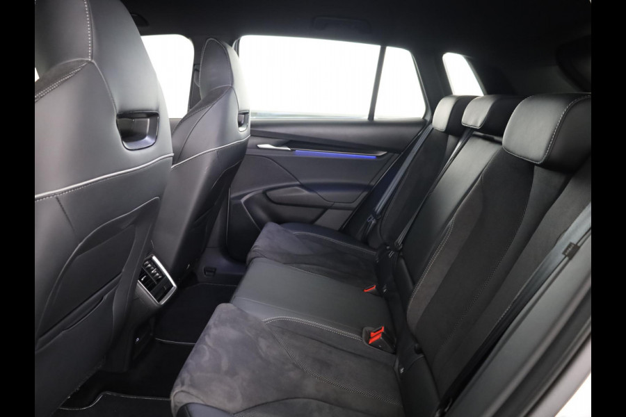 Škoda Elroq 85 Sportline 286pk | Navigatie | parkeeracamera | Matrix led | Adaptieve cruise controle | Stoelverwarming |