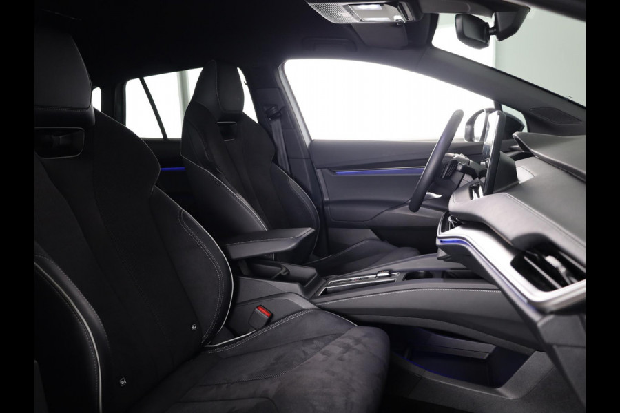 Škoda Elroq 85 Sportline 286pk | Navigatie | parkeeracamera | Matrix led | Adaptieve cruise controle | Stoelverwarming |