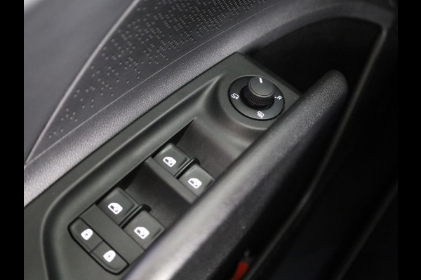 Škoda Elroq 85 Sportline 286pk | Navigatie | parkeeracamera | Matrix led | Adaptieve cruise controle | Stoelverwarming |