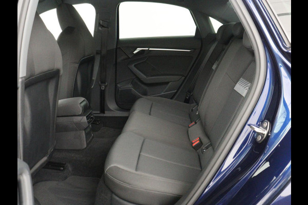 Audi A3 30 TFSI Advanced edition | Stoelverwarming | Adaptive cruise | Carplay | Sportstoelen | Virtual Cockpit | Navigatie | Full LED | Parkeerhulp | Climate control | Bluetooth