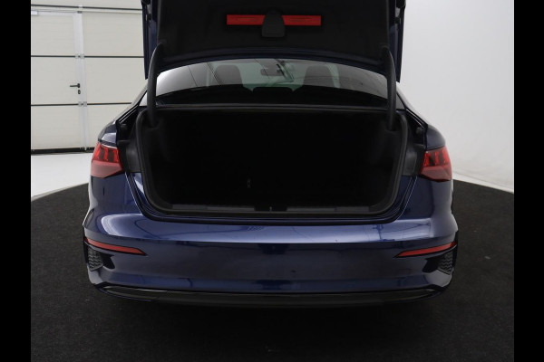 Audi A3 30 TFSI Advanced edition | Stoelverwarming | Adaptive cruise | Carplay | Sportstoelen | Virtual Cockpit | Navigatie | Full LED | Parkeerhulp | Climate control | Bluetooth