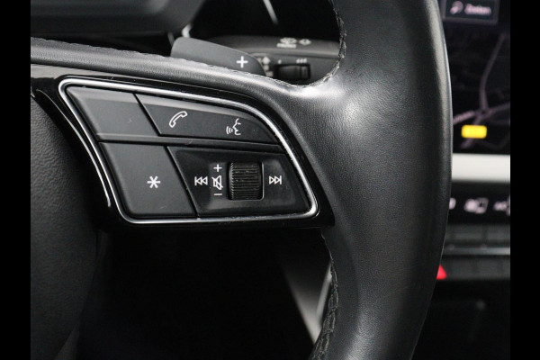 Audi A3 30 TFSI Advanced edition | Stoelverwarming | Adaptive cruise | Carplay | Sportstoelen | Virtual Cockpit | Navigatie | Full LED | Parkeerhulp | Climate control | Bluetooth