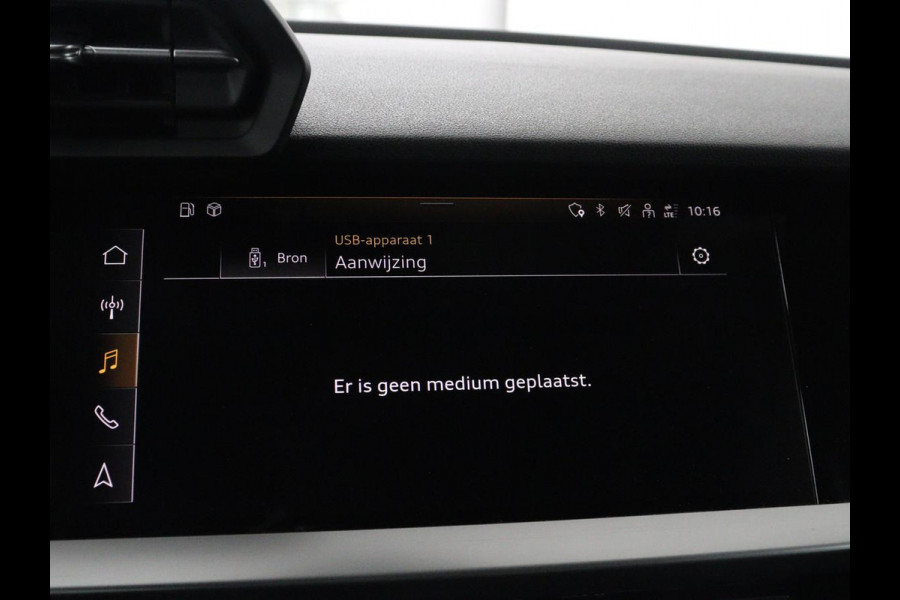 Audi A3 30 TFSI Advanced edition | Stoelverwarming | Adaptive cruise | Carplay | Sportstoelen | Virtual Cockpit | Navigatie | Full LED | Parkeerhulp | Climate control | Bluetooth