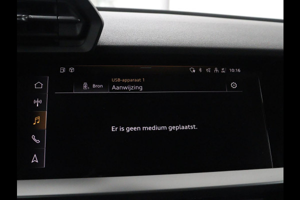 Audi A3 30 TFSI Advanced edition | Stoelverwarming | Adaptive cruise | Carplay | Sportstoelen | Virtual Cockpit | Navigatie | Full LED | Parkeerhulp | Climate control | Bluetooth