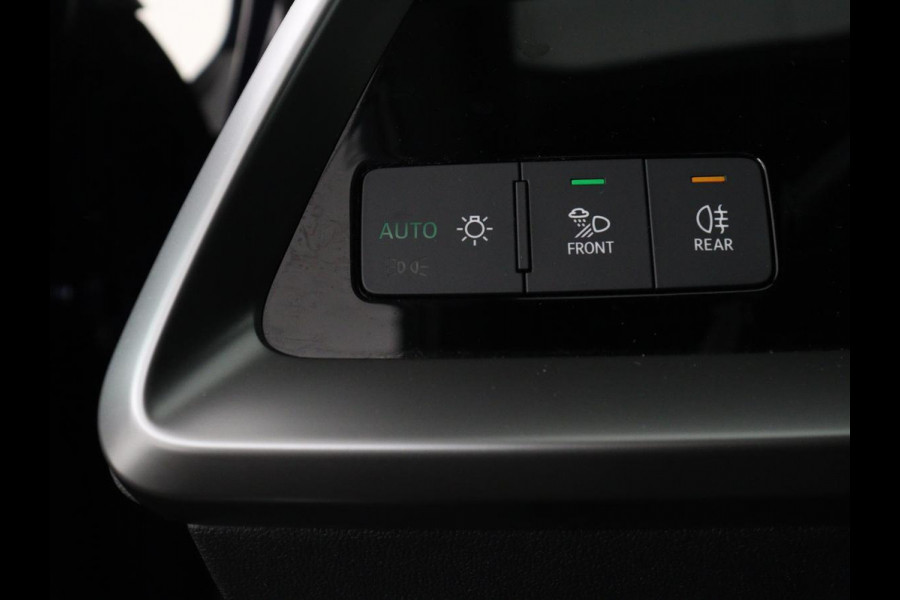 Audi A3 30 TFSI Advanced edition | Stoelverwarming | Adaptive cruise | Carplay | Sportstoelen | Virtual Cockpit | Navigatie | Full LED | Parkeerhulp | Climate control | Bluetooth