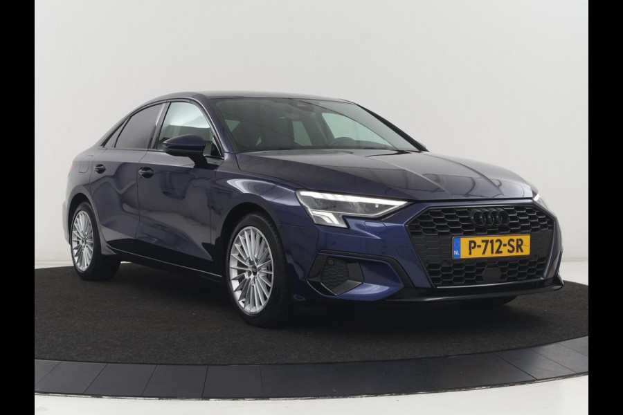 Audi A3 30 TFSI Advanced edition | Stoelverwarming | Adaptive cruise | Carplay | Sportstoelen | Virtual Cockpit | Navigatie | Full LED | Parkeerhulp | Climate control | Bluetooth