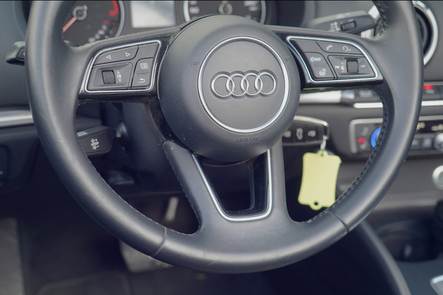 Audi A3 Cabriolet 1.5 TFSI CoD Sport S Line Edition / Vegasgelb / Led Matrix / Camera / Navi / Stoelverw. / Nekverw.