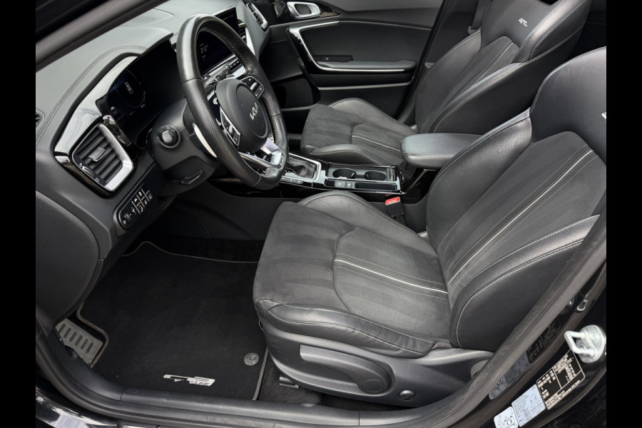 Kia Ceed Sportswagon 1.5 T-GDi GT-Line / Automaat / Keyless / Carplay / Schuif- Kanteldak / 17'' LM /