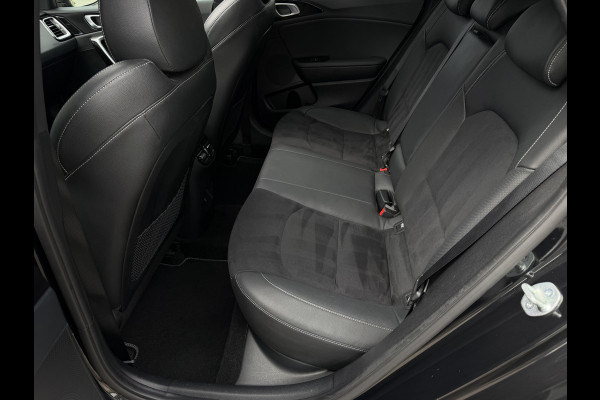 Kia Ceed Sportswagon 1.5 T-GDi GT-Line / Automaat / Keyless / Carplay / Schuif- Kanteldak / 17'' LM /