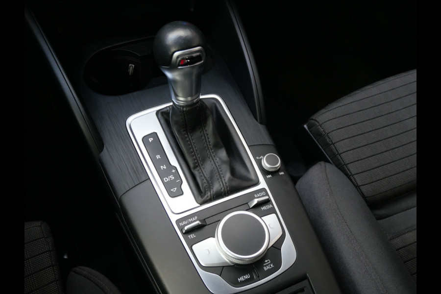 Audi A3 Sportback 35 TFSI COD ADVANCE | VIRTUAL | LED | CARPLAY | ALL-SEASON | NL-AUTO!!